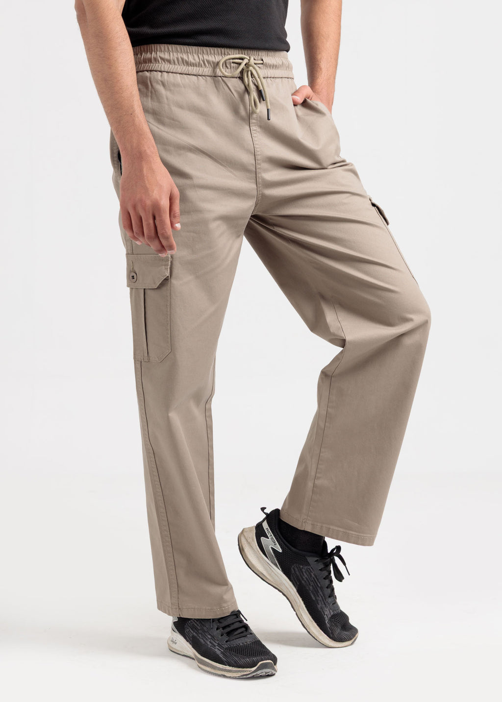 Relaxed Fit Cotton Cargo Trousers – Cappuccino