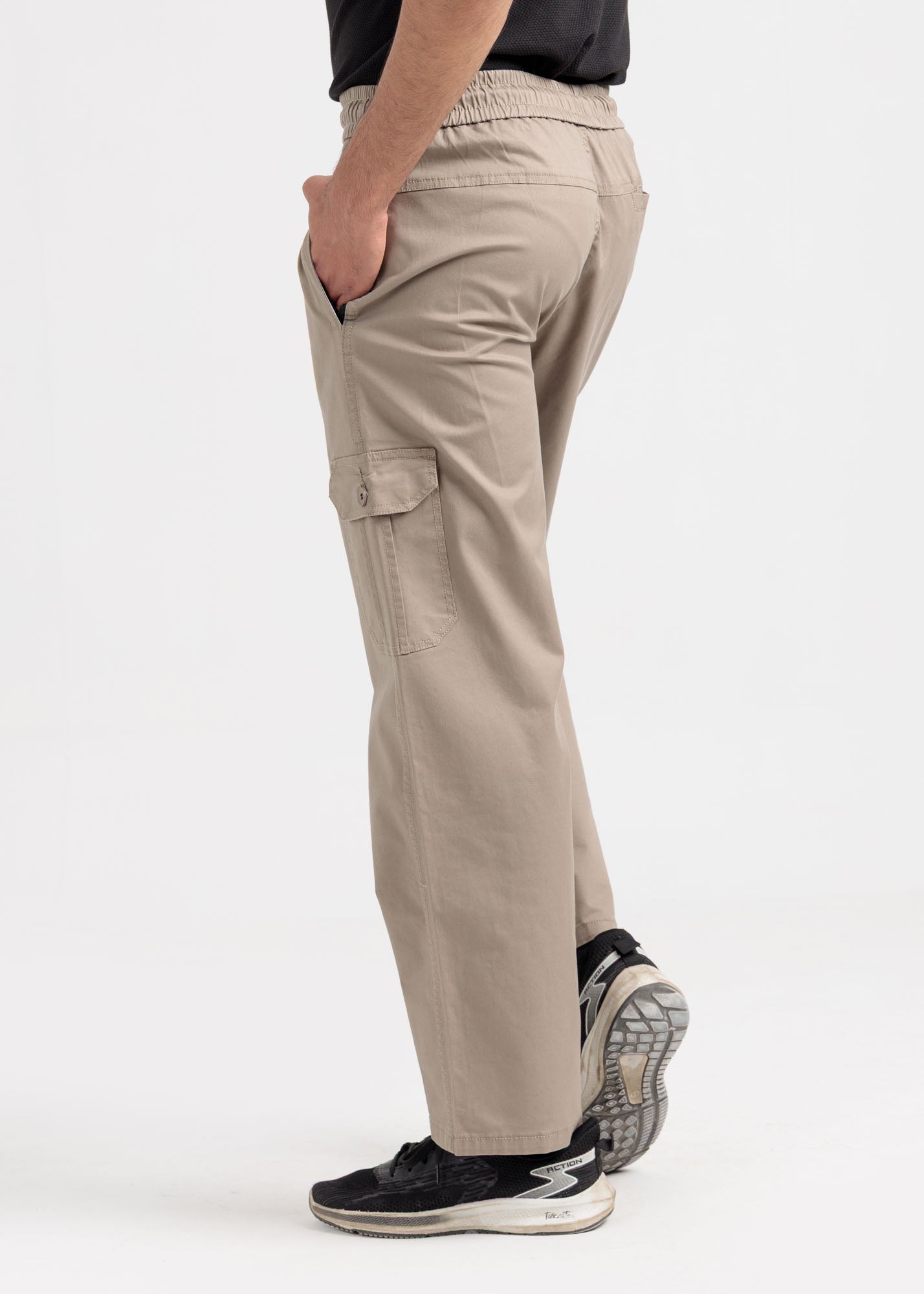 Relaxed Fit Cotton Cargo Trousers – Cappuccino