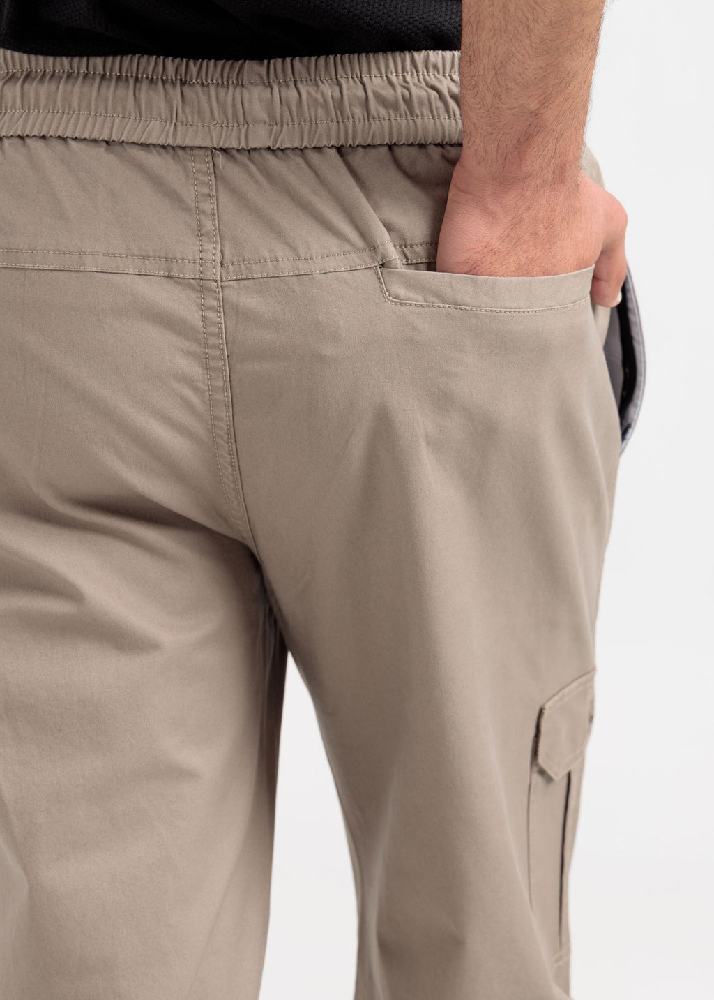 Relaxed Fit Cotton Cargo Trousers – Cappuccino