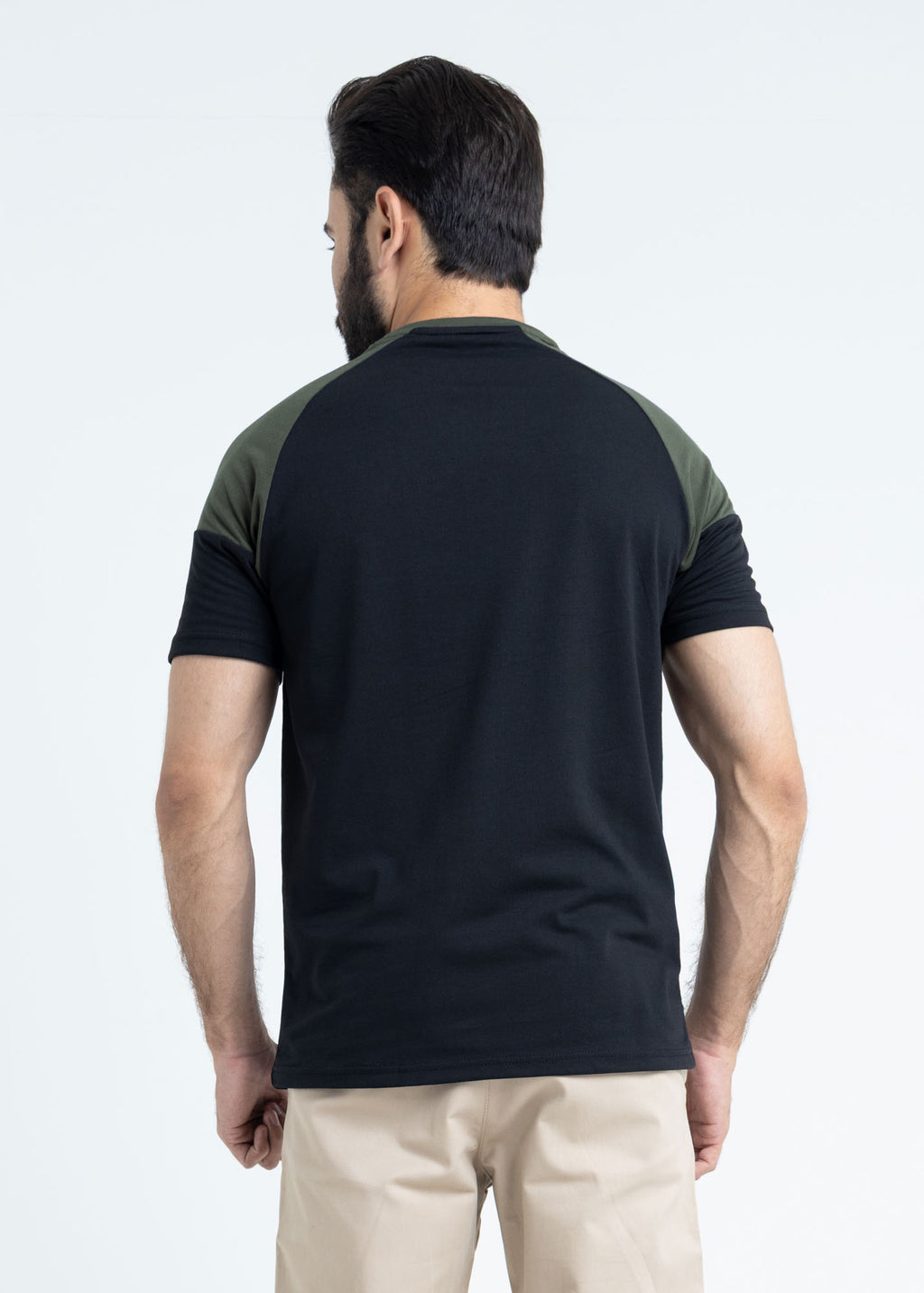 Green & Black Raglan Color Block T-Shirt