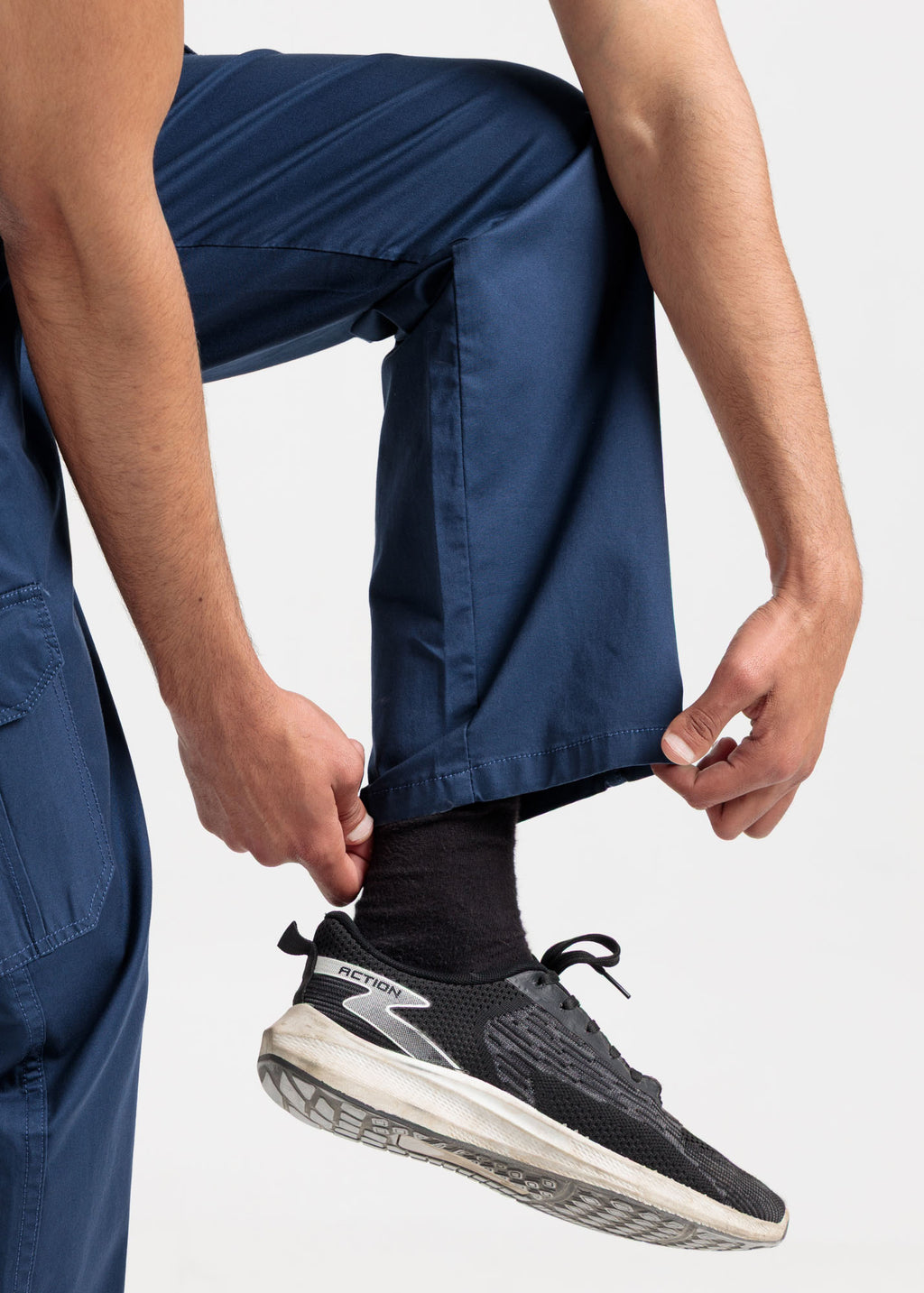 Relaxed Fit Cotton Cargo Trousers – Navy Blue